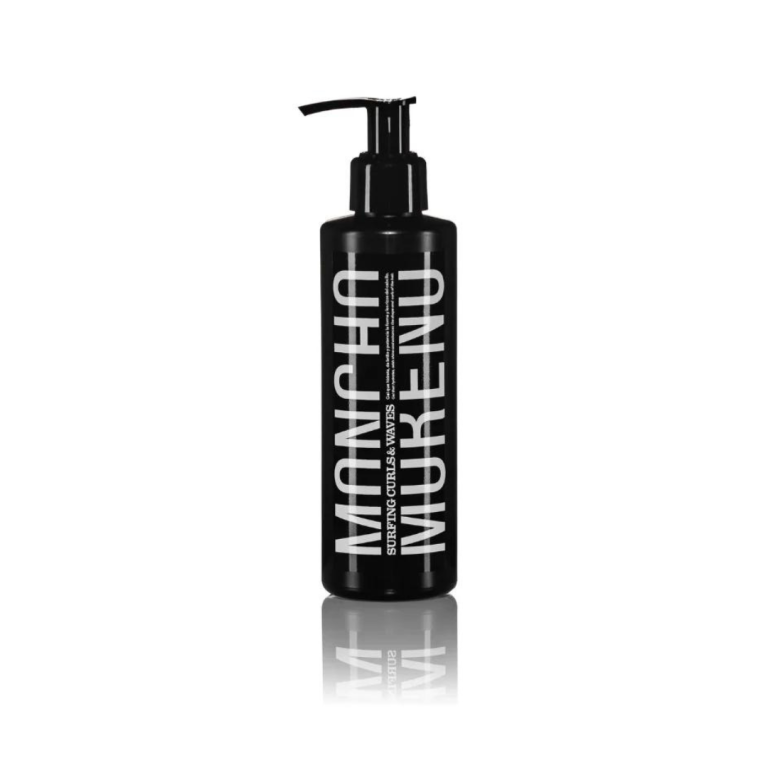 Surfing_Wave_and_Curls_Moncho_Moreno_Skinpharmacy_Jorge_Juan_34